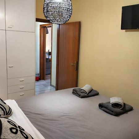 טולון Helens Apartment מראה חיצוני תמונה
