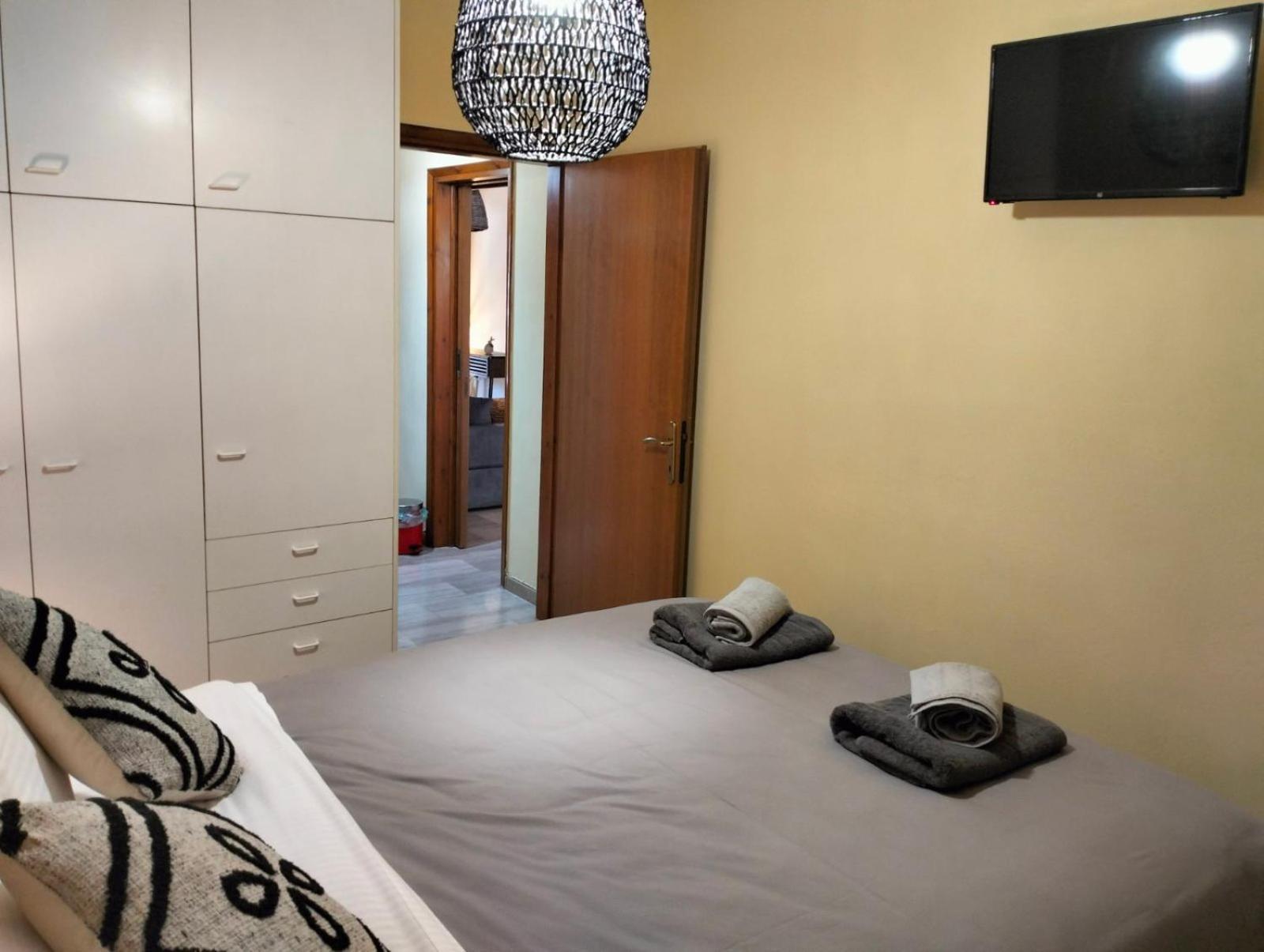 טולון Helens Apartment מראה חיצוני תמונה